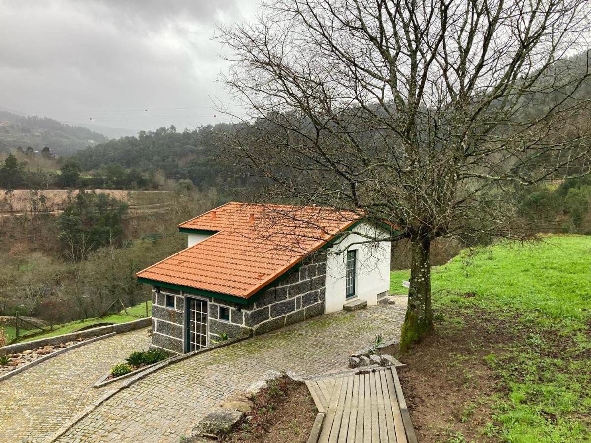 Quinta De Varzielas - Agroturismo قلعة بايفا المظهر الخارجي الصورة